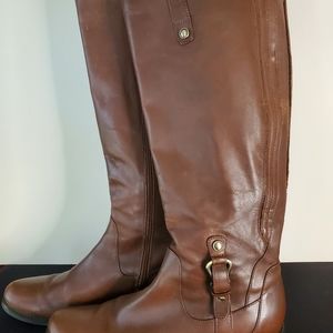 Blondo Venice Butterscotch Boston 10